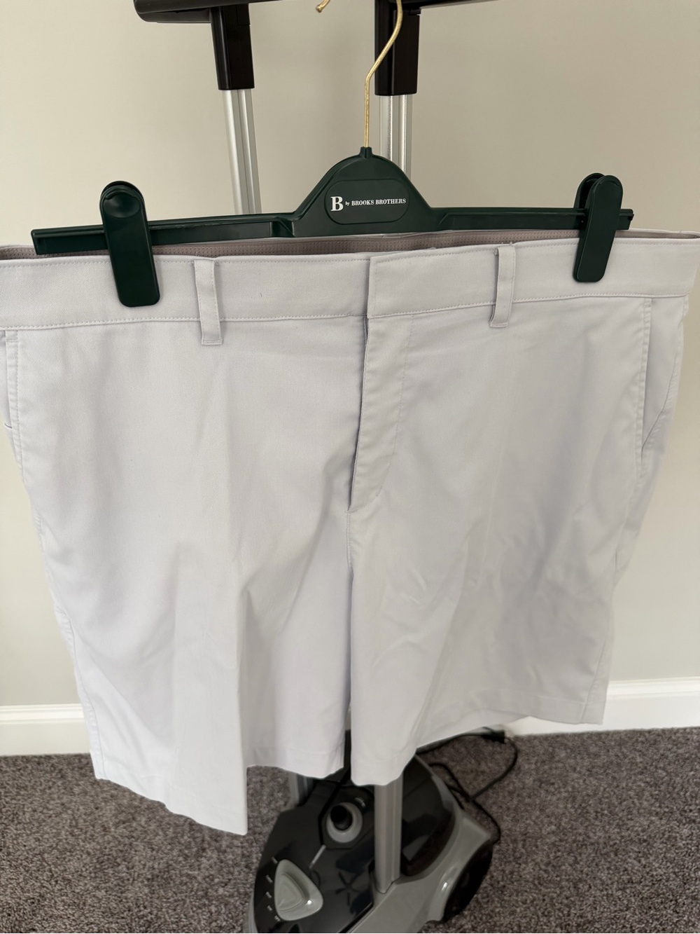 Nike Dri-Fit Men's Light Gray Flat Front Shorts